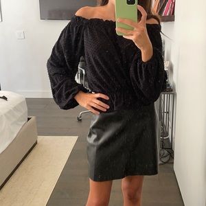 H&M XS black ruffle dotted blouse off shoulder